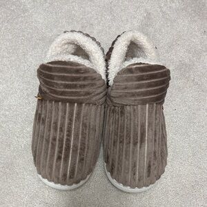 Cozy Brown Slippers with White Lining
